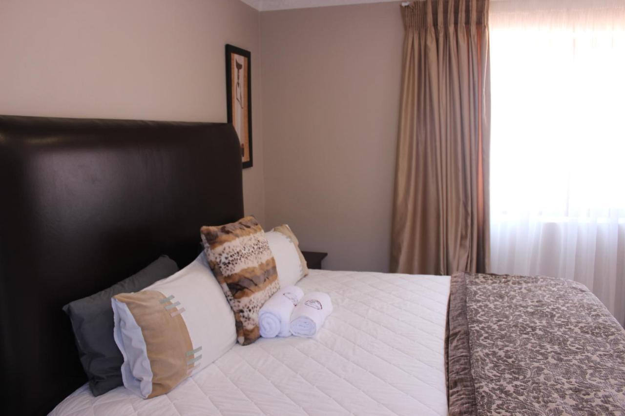 On Hill Lodge Bloemfontein Esterno foto
