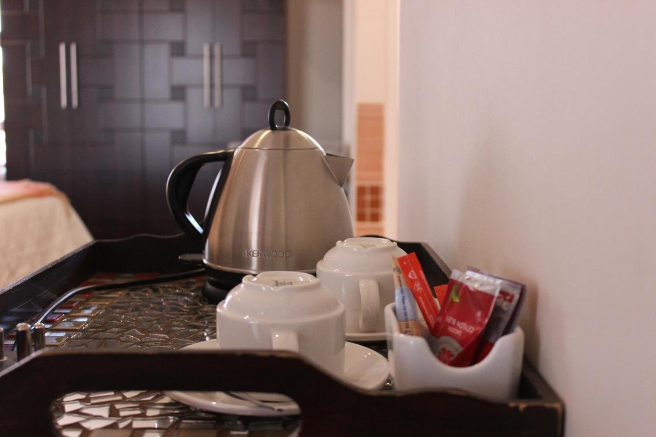 On Hill Lodge Bloemfontein Esterno foto