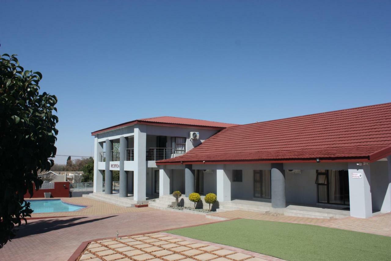 On Hill Lodge Bloemfontein Esterno foto